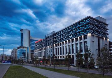 Отель Hilton Garden Inn Astana Нур-Султан
